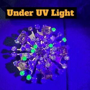 Vtg: 1950s-60s Multicolored Rhinestone (uranium) Atomic Style Starburst Brooch